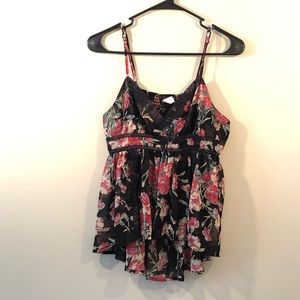 Floral tank top with adjustable straps